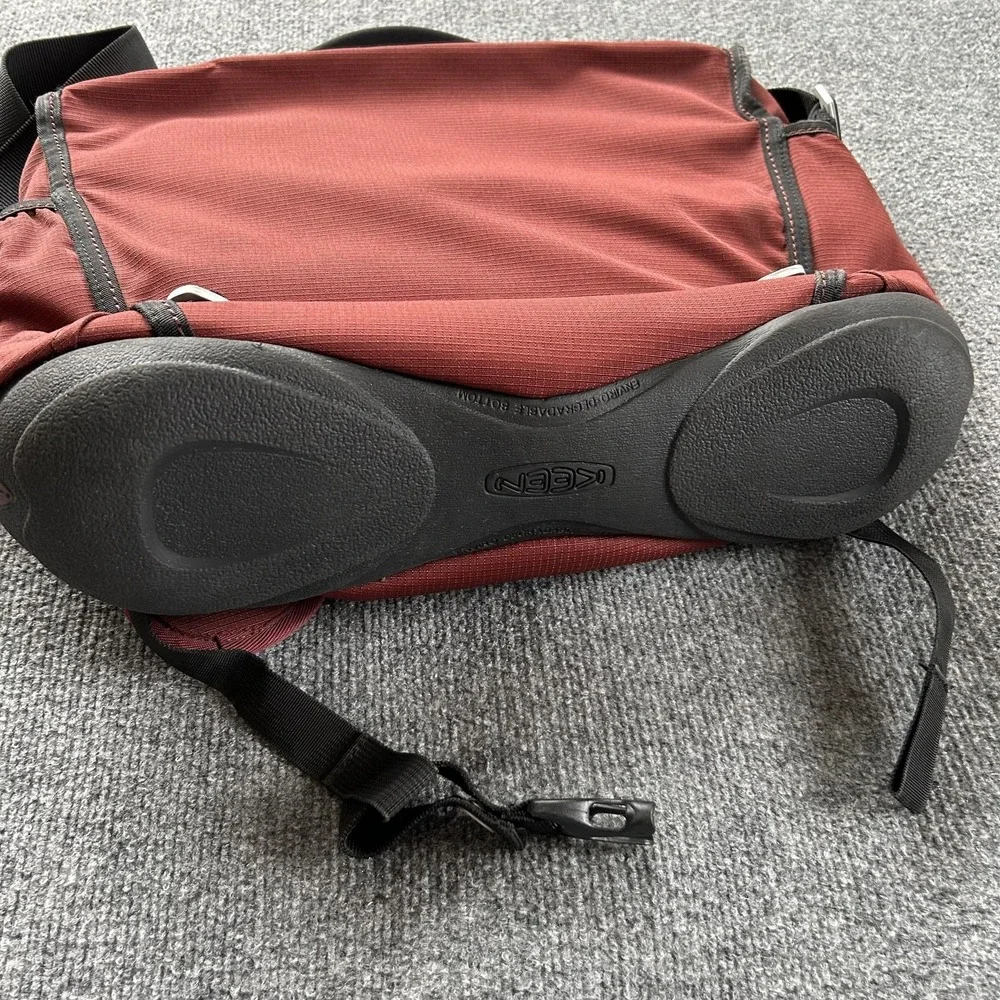 Keen‎ Messenger Bag Mens Large Red Nylon Padded Laptop Crossbody Shoulder